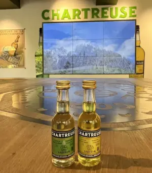Chartreuse mini 夏翠絲 迷你瓶 (限加價購)